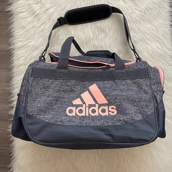 adidas Unisex Medium Defense Duffel Onix Jersey/Onix/Haze Coral One Size - Picture 1 of 10
